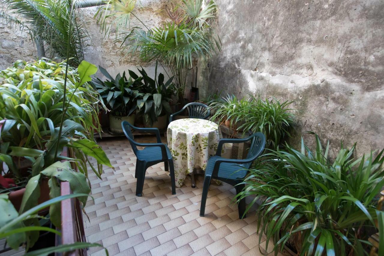 Sobe Pri Anici Hotell Koper Exteriör bild